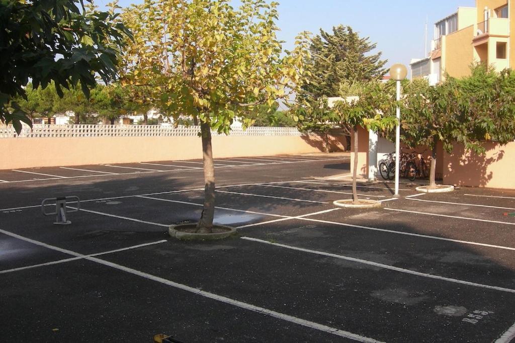 Gruissan Appartement Calme, Vue Sur Port De Plaisance -Clim, Empl.Parking Buitenkant foto
