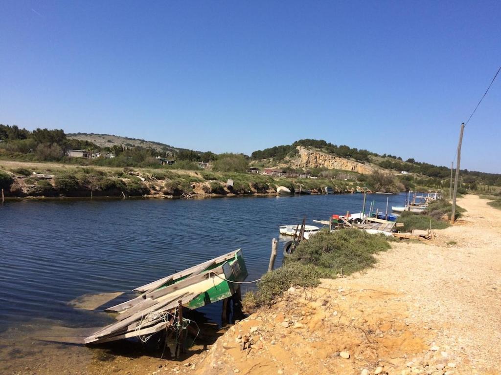 Gruissan Appartement Calme, Vue Sur Port De Plaisance -Clim, Empl.Parking Buitenkant foto