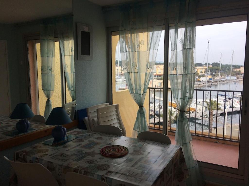 Gruissan Appartement Calme, Vue Sur Port De Plaisance -Clim, Empl.Parking Buitenkant foto