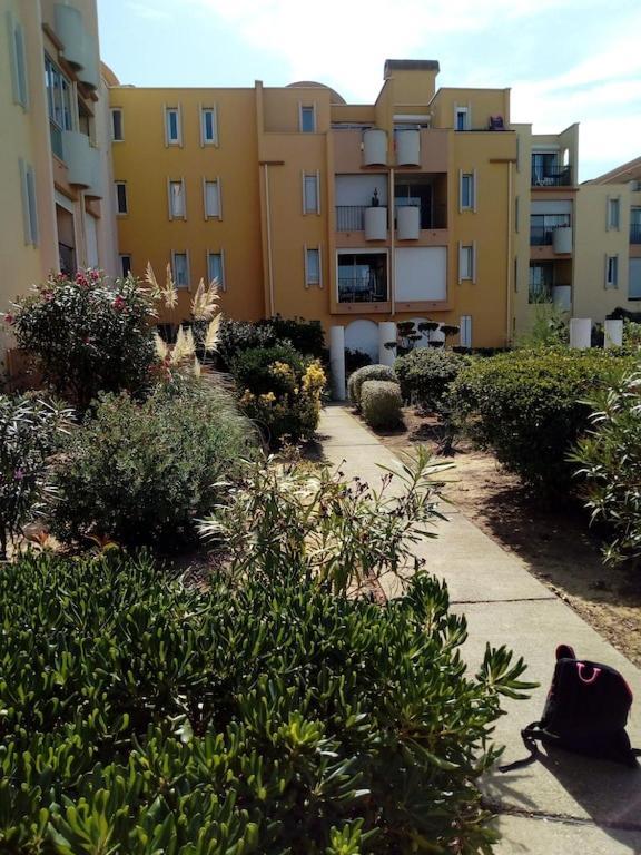 Gruissan Appartement Calme, Vue Sur Port De Plaisance -Clim, Empl.Parking Buitenkant foto
