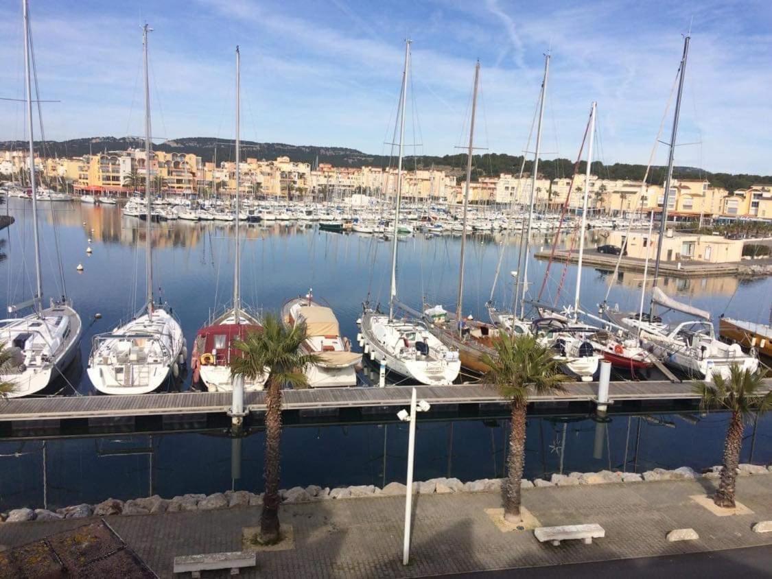 Gruissan Appartement Calme, Vue Sur Port De Plaisance -Clim, Empl.Parking Buitenkant foto