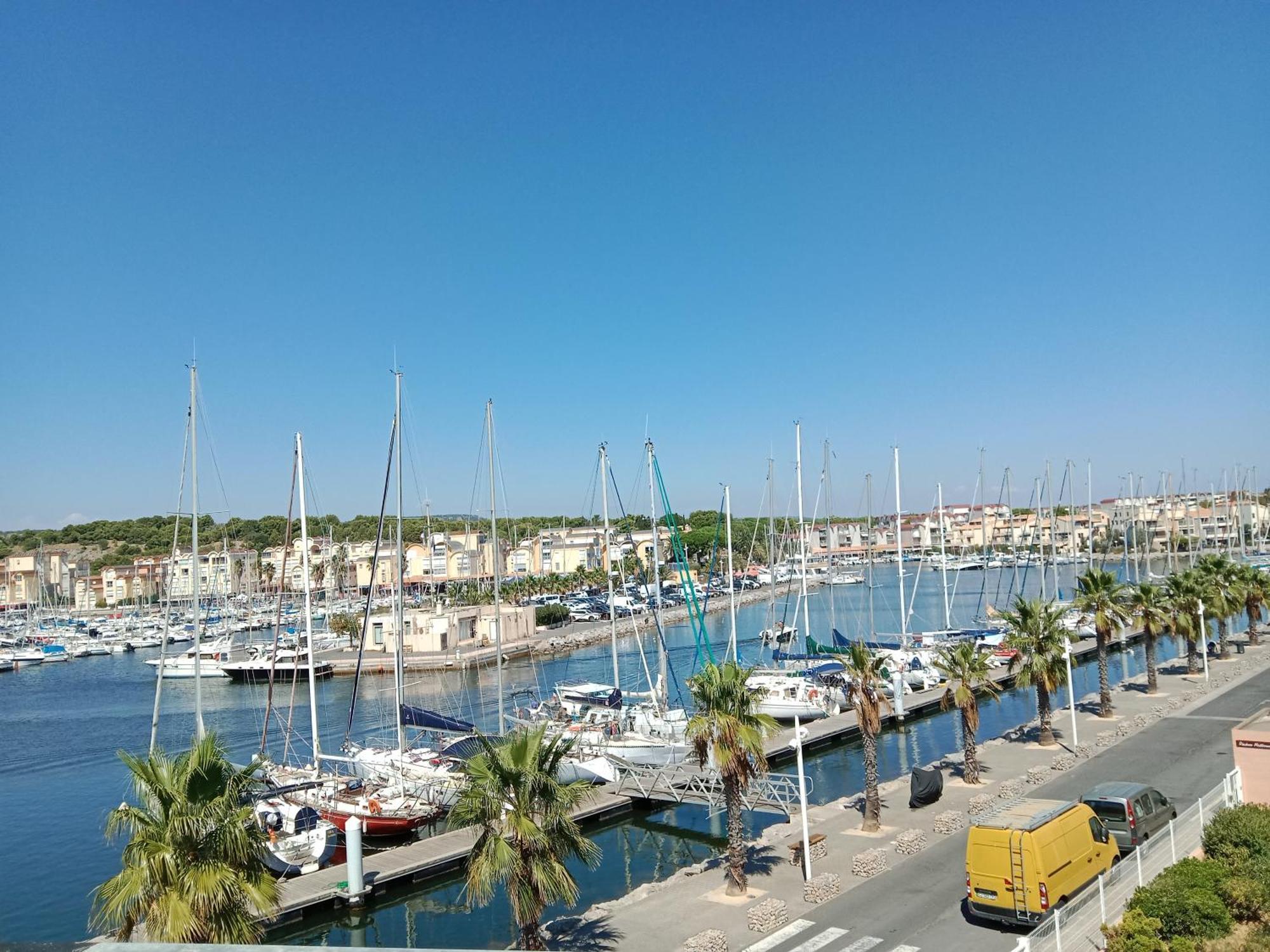 Gruissan Appartement Calme, Vue Sur Port De Plaisance -Clim, Empl.Parking Buitenkant foto
